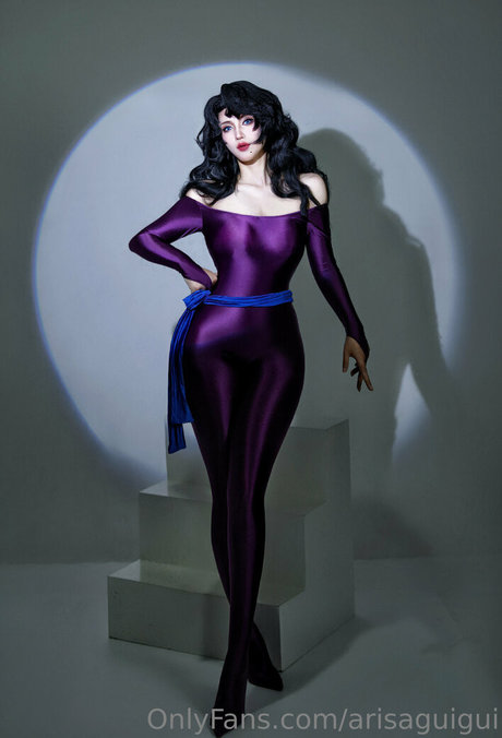 Arisa S porno heiße bild