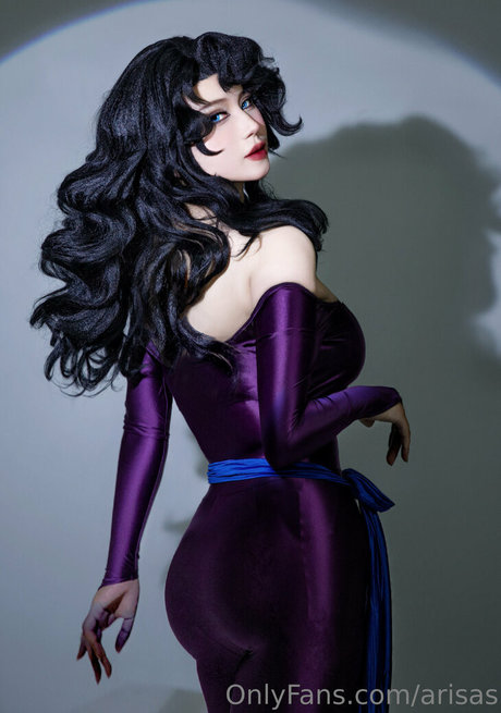 Arisa S pornostar exklusive bilder