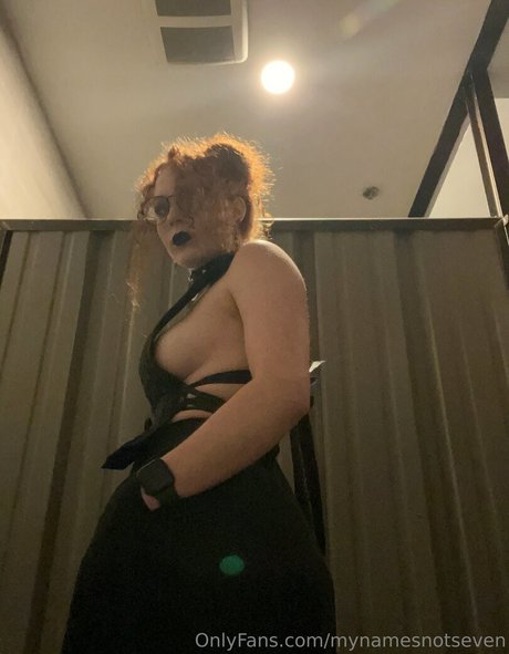 mynamesnotseven heiße nackt bild