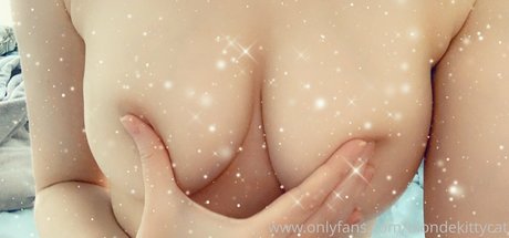 cutieblonde18 erotische schöne fotos