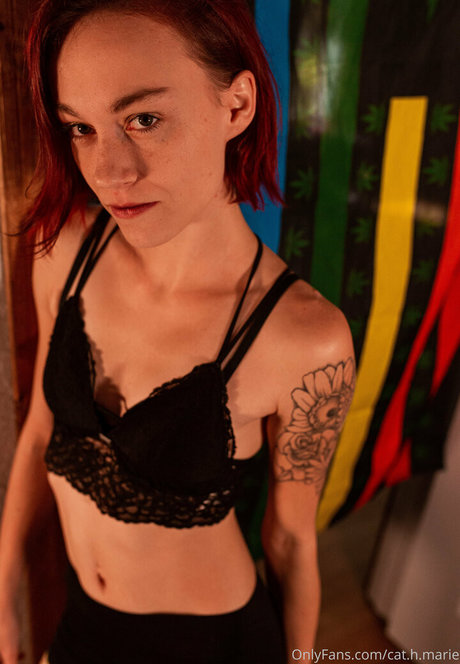 wunderschöne milf onlyfans erwachsene freie foto