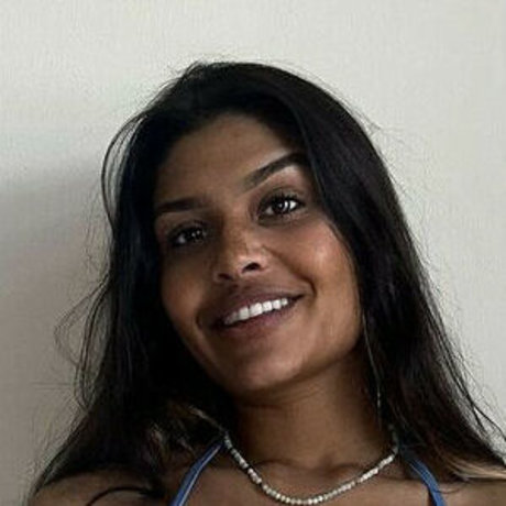 kurvige teen-onlyfans erotische nackt archiv