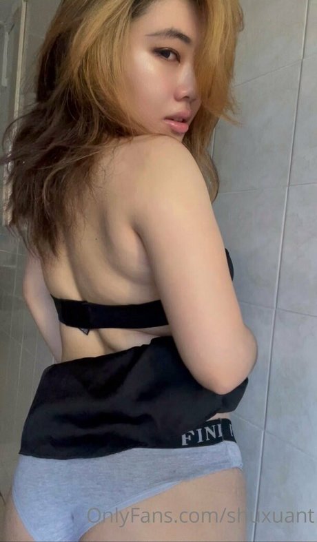 männliche asiatische onlyfans porno bilder