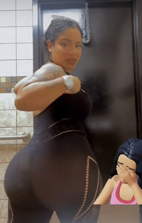 Nelsy Morales heiße erwachsene foto