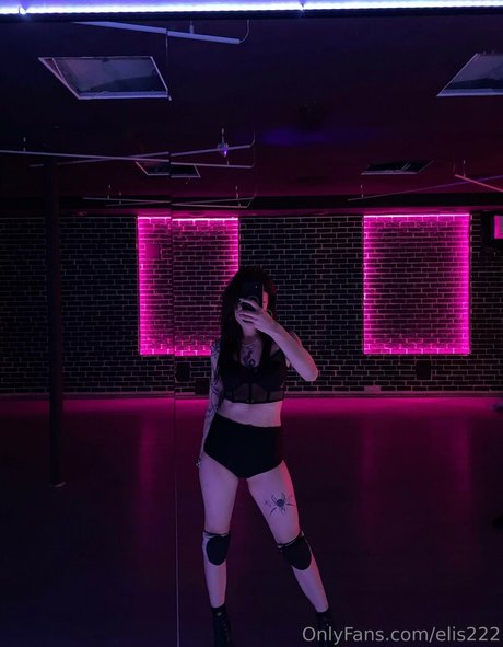 Elis222 nackte pornostar fotos