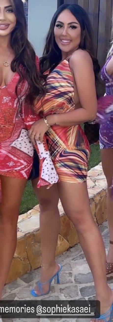 Sophie Kasaei erwachsene freie galerie