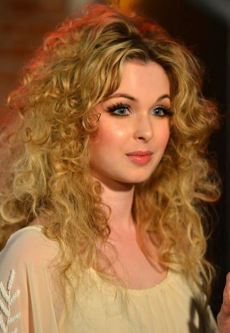 Kirsten Prout heiße erwachsene bilder