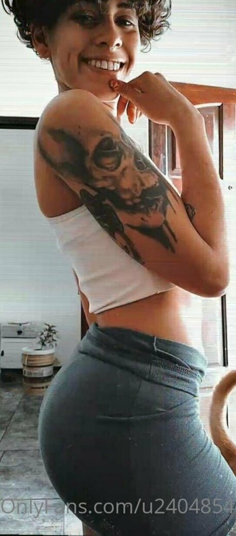 thequeenwithcurls pornostar perfekte bild