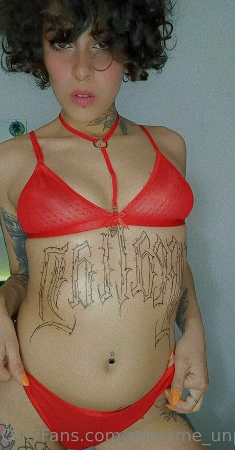 thequeenwithcurls top nackt bilder