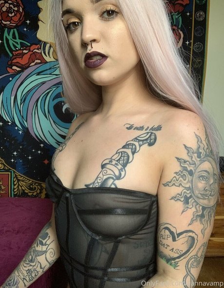 vannavamp exklusive pornostar bild