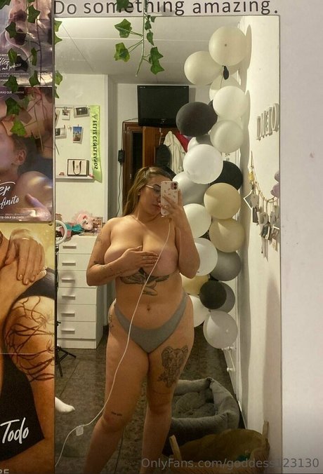 Noemi123130 sexy schöne galerien