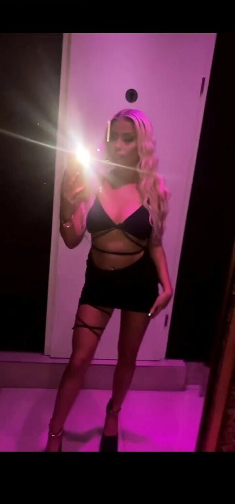 Viki Mitrovic kostenlose erotische fotos