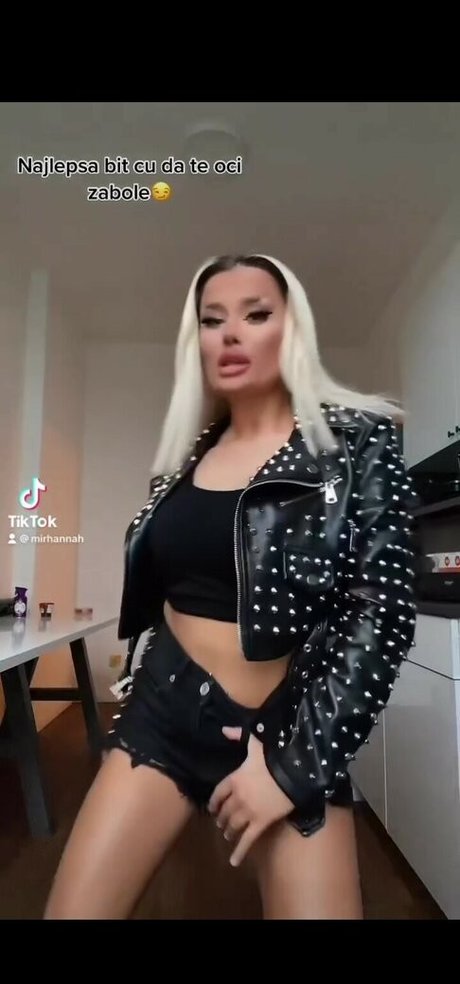 Viki Mitrovic erwachsene kostenlose galerien