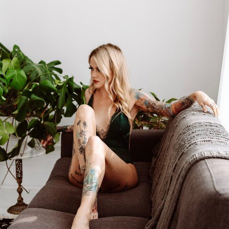 ohioliz nackt pornografische galerien