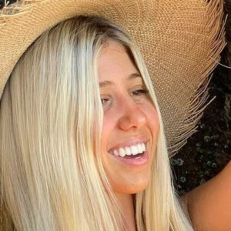 Pandora Bonsor hd nackt archiv