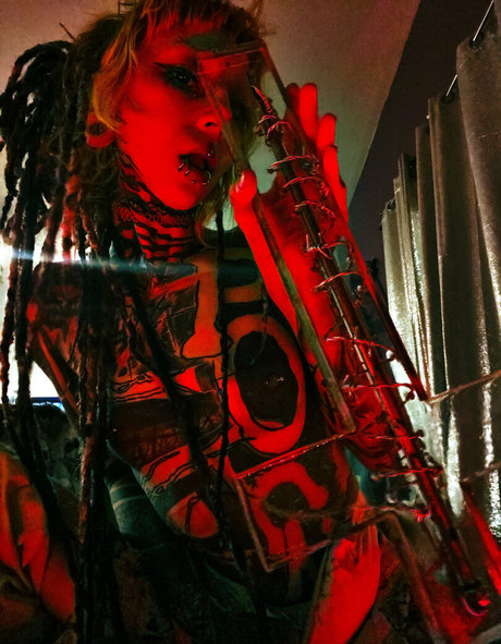 kota morgue model exklusive bilder