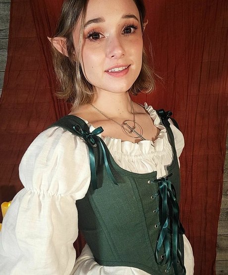 AmyKay ASMR pornostar kunst bilder