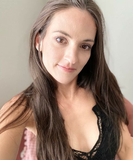 Aunna Harris freie erotische bilder