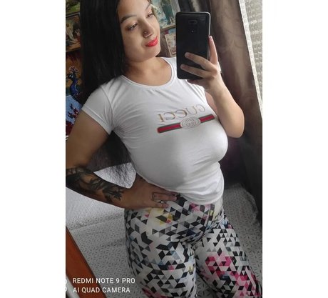 Ionela Madalina pornostar kunst galerie