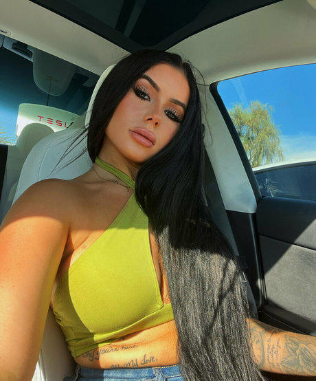 demütigung onlyfans nacktheit exklusive galerie