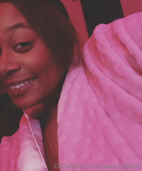 seannababe schauspielerin exklusive foto