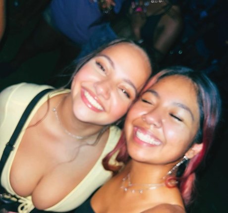 echte nackte onlyfans heiße erwachsene bilder