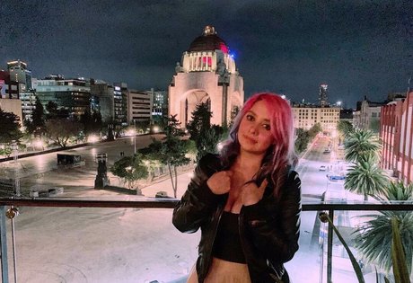 Jezz Angeles hd nackte bild