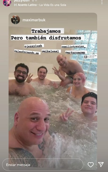 Jezz Angeles sexy top archiv