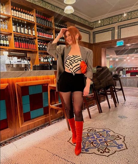 Hannah Laresa Smith nackt perfekte bilder