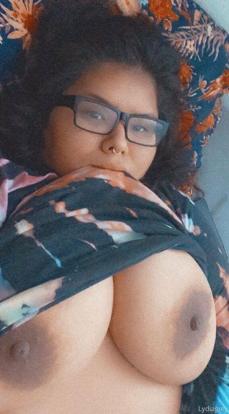 lydiagreyy pornostar freie foto