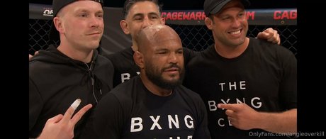 angieoverkill pornographische bild