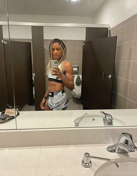 angieoverkill model erwachsene galerien