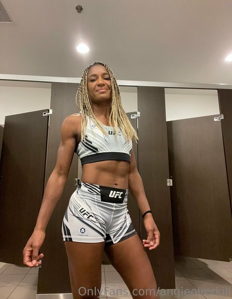 angieoverkill pornostar exklusive bild