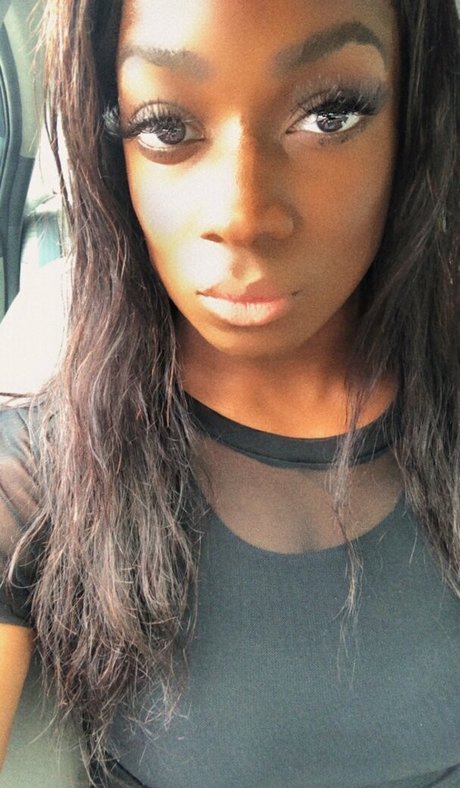 ebonymuscle exklusive xxx bild