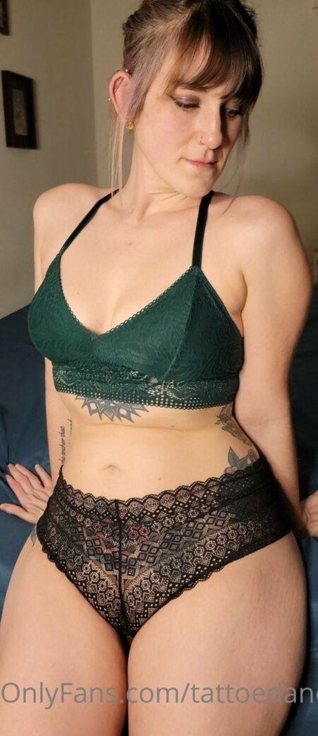 tattoedandsubmissive top schöne archiv