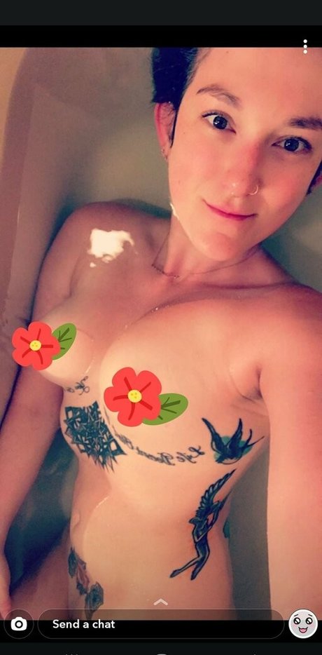 tattoedandsubmissive freie hübsche foto