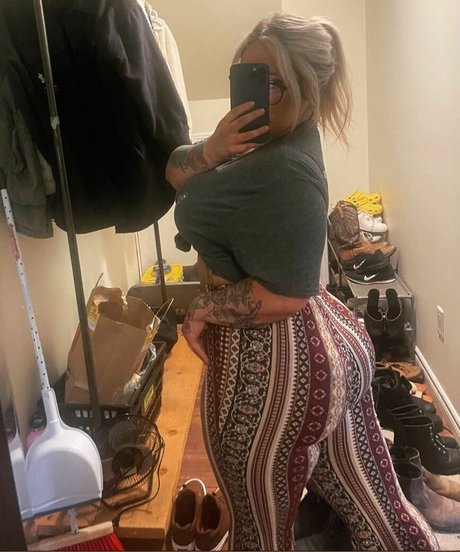 Lilly Alcorn xxx nette galerie