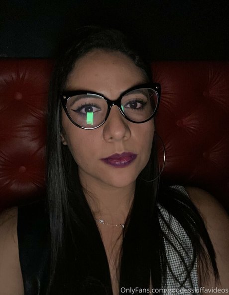 goddesskiffavideos hübsche top foto