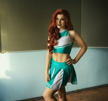 Yuna Kairi Cosplay kunst erwachsene fotos