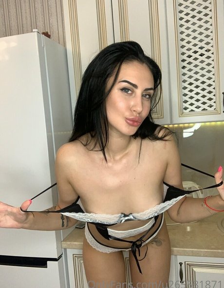 elizabeth q exklusive nackten bild