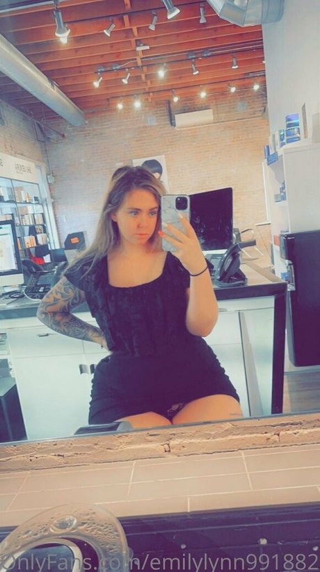 emilylynn026 erotische freie fotos