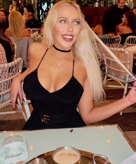 Violet Benson schöne top foto