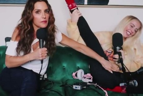 Violet Benson nackt exklusive galerien