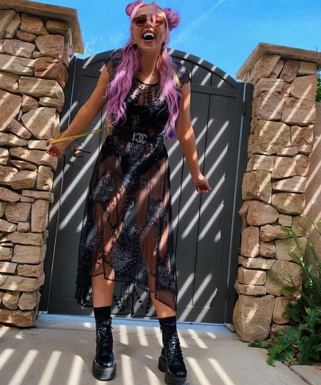 Violet Benson hd nackte fotos