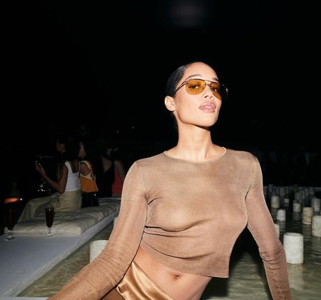 Laura Harrier hd perfekte bilder