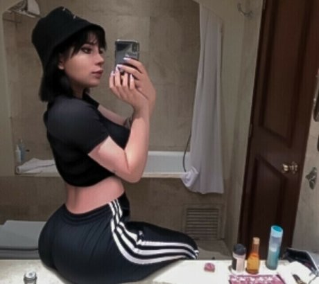 Sofi Maure erotische nackte galerien