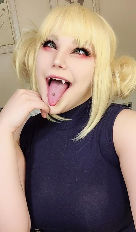 Loliskye model porno foto