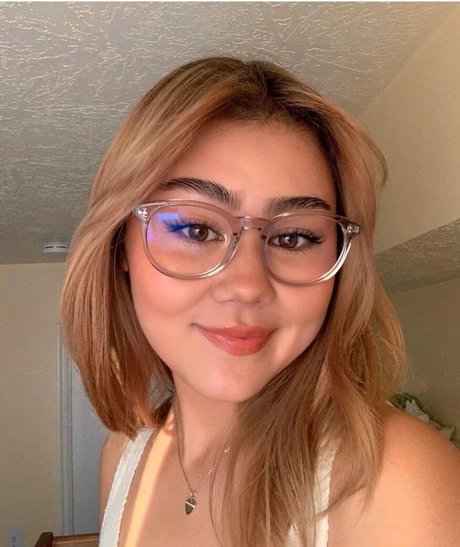 Erika Titus heiße pornographische galerien