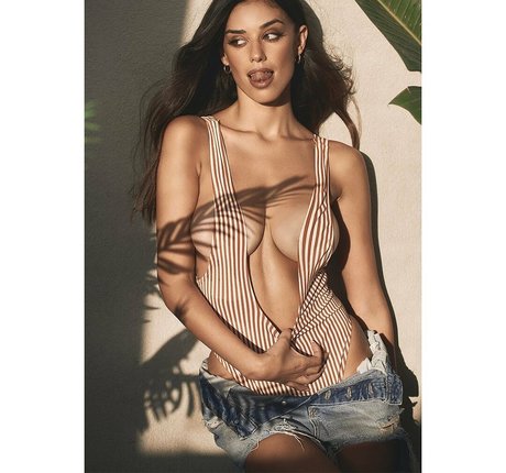 Hila Meir hübsche porno galerien