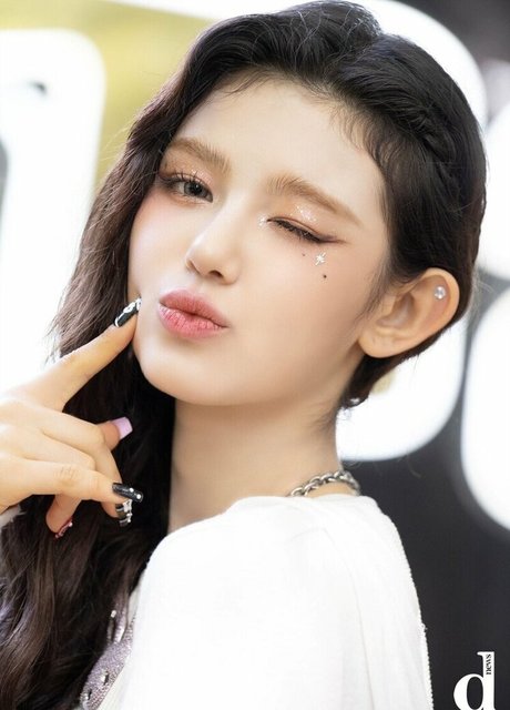 Danielle Marsh model erwachsene fotos